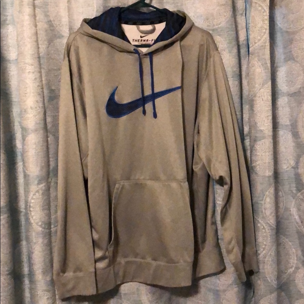 Nike hoodie sweatshirt
